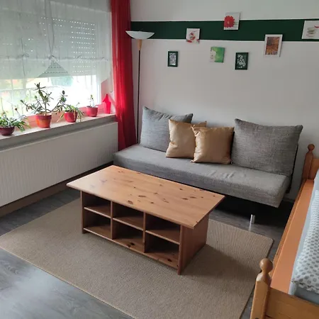 In 2 Erw Und 2 Apartament